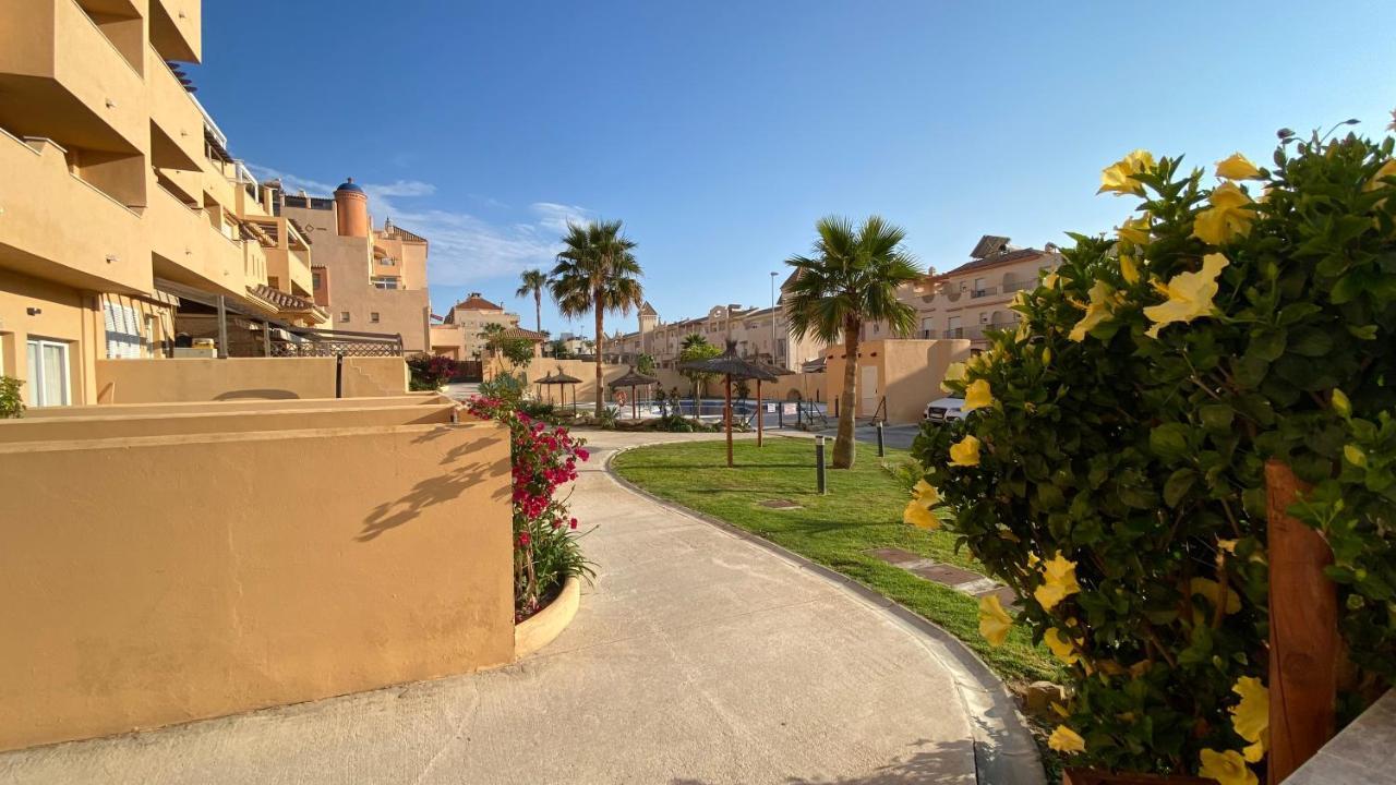 Studio "Mosaico" With Parking, Air Conditioner, Pool, Fibre Optic 600Mb Included Tarifa Exterior photo